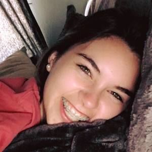 Meet your Posher, Corrie